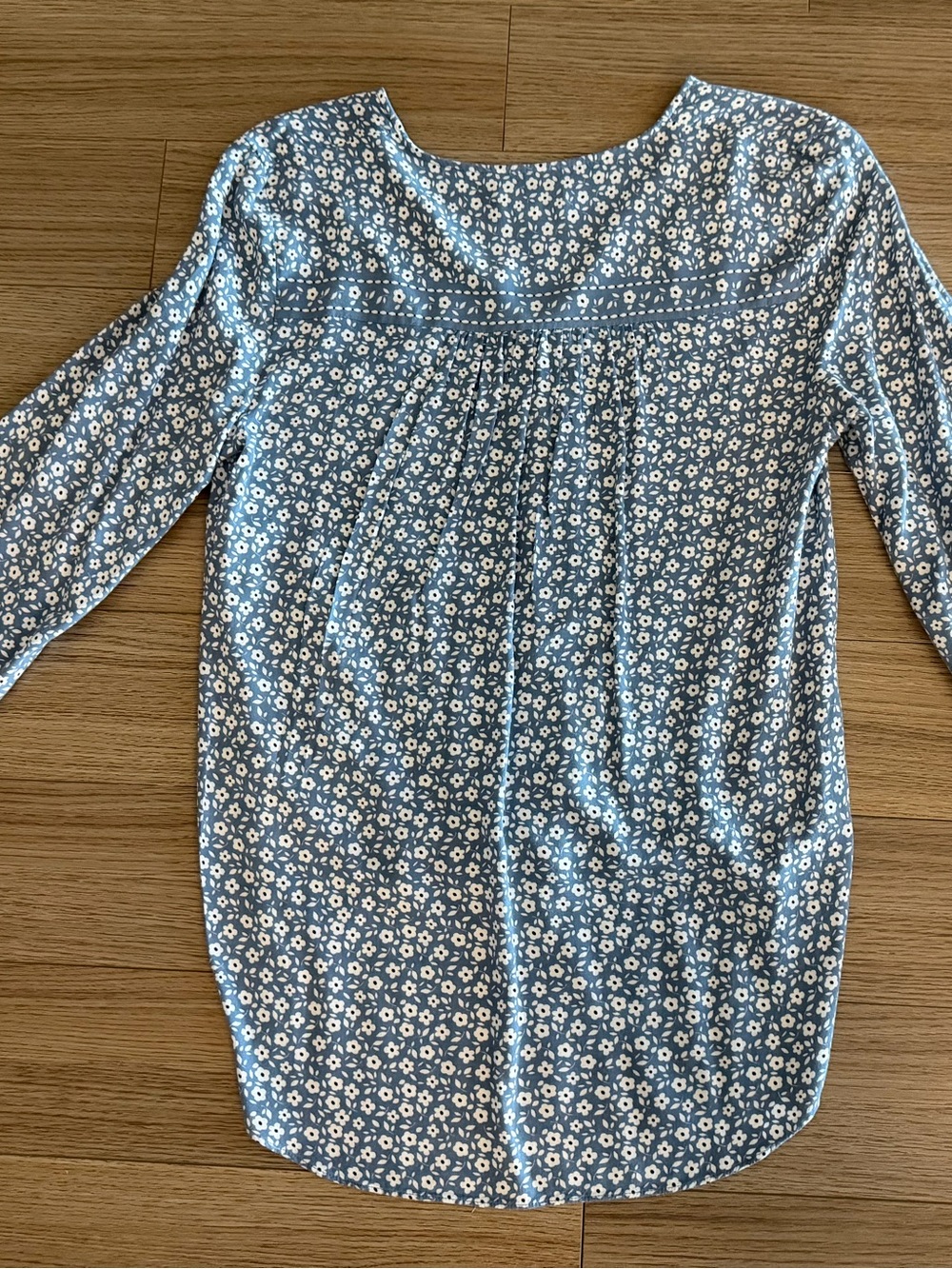 Max Studio Womens Small Blue White Floral Faux Wrap Rayon Blouse Long Sleeve - Picture 16 of 16